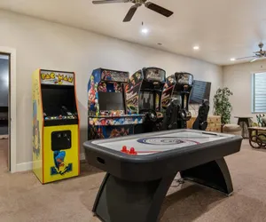 Photo 3 - Awesome Arcade House #13