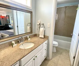 Photo 4 - Beachgate Condo Suites and Hotel 435