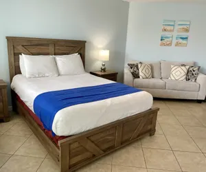 Photo 4 - Beachgate Condo Suites and Hotel 537a+537b