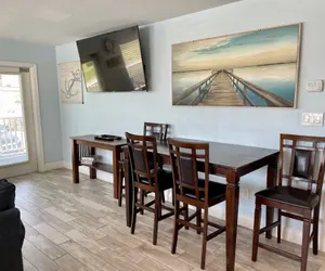 Photo 3 - Beachgate Condo Suites and Hotel 211+213