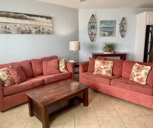 Photo 2 - Beachgate Condo Suites and Hotel 524