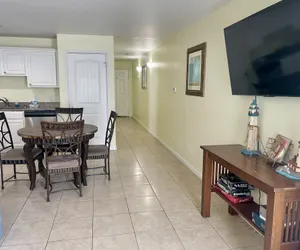 Photo 3 - Beachgate Condo Suites and Hotel 525