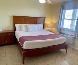 Photo 4 - Beachgate Condo Suites and Hotel 525