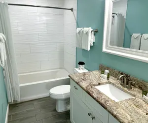 Photo 5 - Beachgate Condo Suites and Hotel 221+223