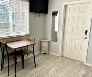 Photo 2 - Beachgate Condo Suites and Hotel 229