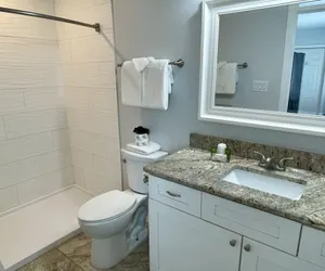 Photo 4 - Beachgate Condo Suites and Hotel 239