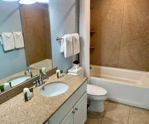 Photo 5 - Beachgate Condo Suites and Hotel 536+537b