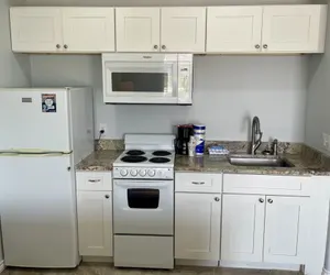 Photo 2 - Beachgate Condo Suites and Hotel 226