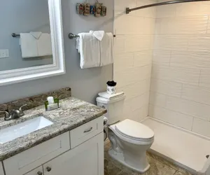 Photo 4 - Beachgate Condo Suites and Hotel 226