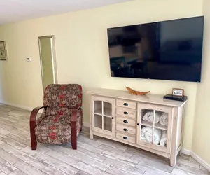 Photo 3 - Beachgate Condo Suites and Hotel 515