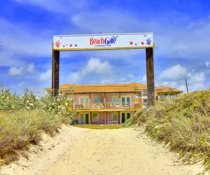 Photo 5 - Beachgate Condo Suites and Hotel 522a