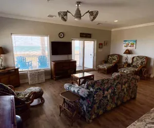 Photo 5 - Beachgate Condo Suites and Hotel 341