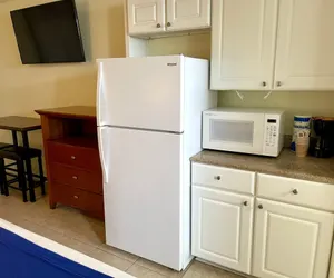 Photo 2 - Beachgate Condo Suites and Hotel 434