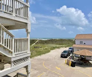 Photo 5 - Beachgate Condo Suites and Hotel 225+226