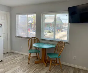 Photo 3 - Beachgate Condo Suites and Hotel 219