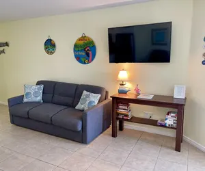 Photo 3 - Beachgate Condo Suites and Hotel 535