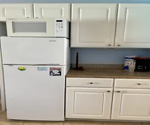 Photo 3 - Beachgate Condo Suites and Hotel 432