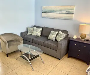 Photo 2 - Beachgate Condo Suites and Hotel 432