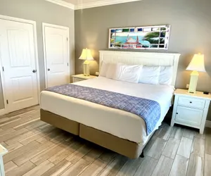 Photo 5 - Beachgate Condo Suites and Hotel 342