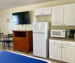 Photo 2 - Beachgate Condo Suites and Hotel 412