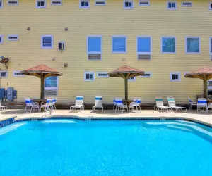 Photo 5 - Beachgate Condo Suites and Hotel 236