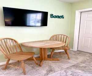 Photo 3 - Beachgate Condo Suites and Hotel 236
