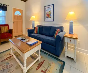 Photo 5 - BARNHILL B DUPLEX