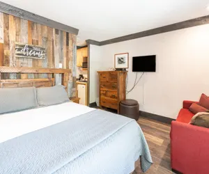 Photo 3 - Mountainside Inn 412