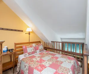 Photo 3 - Manitou Lodge 10