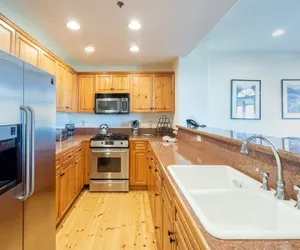 Photo 2 - Bear Creek Lodge 311