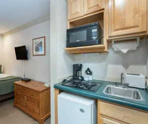 Photo 3 - Mountainside Inn 415