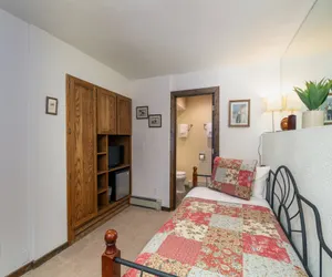 Photo 3 - Manitou Lodge 4
