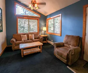Photo 3 - Timber Creek Chalets: 9