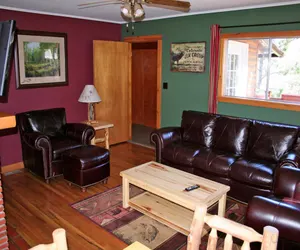 Photo 2 - Mountain Pine Cabin