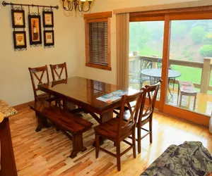Photo 2 - Seven Springs 4 Bedrooms Premium Townhome, Ski In/Ski out, great for families