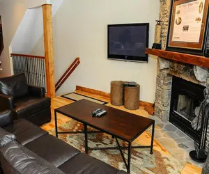 Photo 3 - Seven Springs 3 Bedrooms Premium Townhome, Great for families