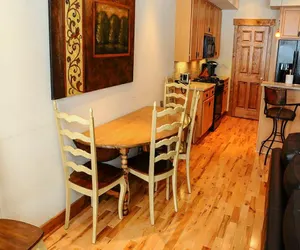 Photo 2 - Seven Springs 3 Bedrooms Premium Townhome, Great for families