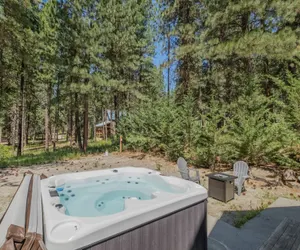 Photo 2 - Cascade Adventure Cabin