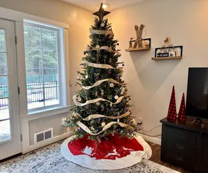 Photo 2 - Family Cabin