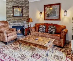 Photo 3 - Olde Gatlinburg Place Unit 510
