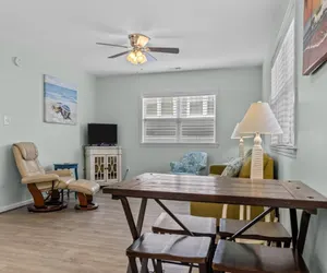Photo 4 - Boardwalk Shores D