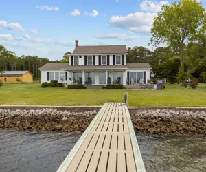 Photo 2 - Harolds House