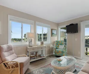 Photo 3 - Southwinds J12