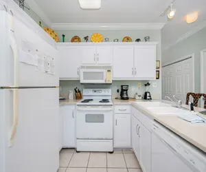 Photo 4 - Romar Lakes 103E