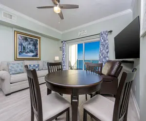 Photo 3 - Royal Palms 1404