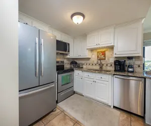 Photo 4 - Island Winds West 470