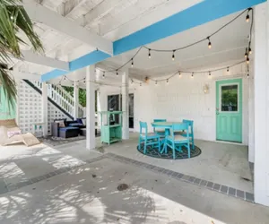 Photo 3 - Atlantis Blue - Relaxing beach getaway home directly across the street from beach access!