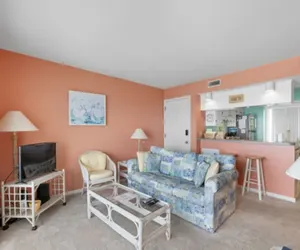 Photo 5 - Ocean Breeze - Stunning Views - Oceanfront - 3rd floor - You deserve a beach vacation!