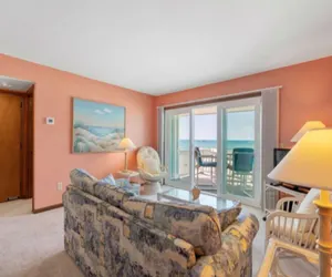 Photo 3 - Ocean Breeze - Stunning Views - Oceanfront - 3rd floor - You deserve a beach vacation!