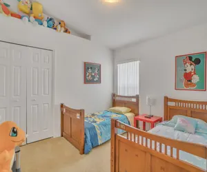 Photo 2 - Beautiful Family vacation Home with private pool. Close to Disney!